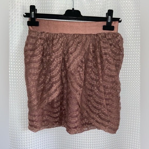 Women’s J.Crew Dusty Rose Lace mini Skirt size 0‎ - Picture 6 of 8